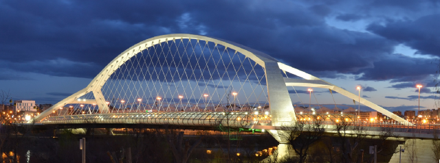 El Puente del Tercer Milenio: El Dragón Dormido